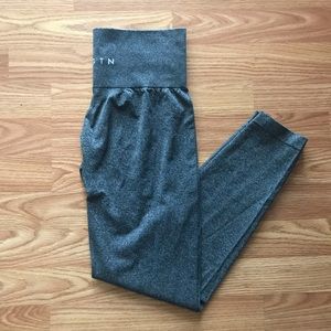 NVGTN Speckled Black NV Seamless Legging